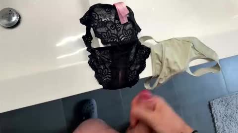 the jerkking online show from December 20, 10:44 am