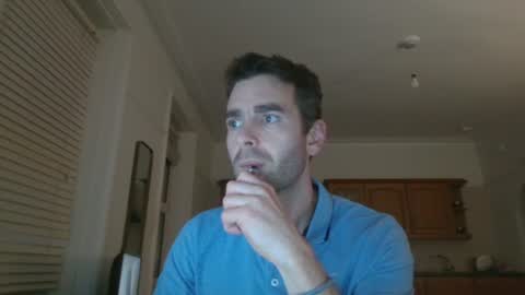 Snapshot of frenchbdmaninlondon chatting on September 27, 10:07 pm Horny Paul online show from September 27, 10:07 pm