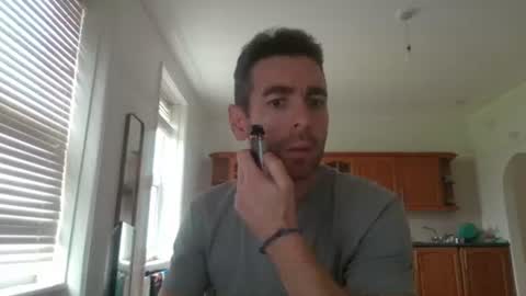 Snapshot of frenchbdmaninlondon chatting on October 20, 11:04 am Horny Paul online show from October 20, 11:04 am