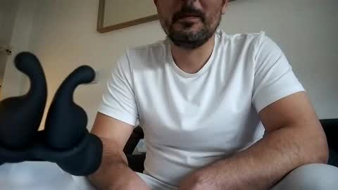 Horny french hard online show from February 20, 10:59 am