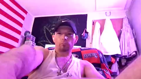 fresh10ne7 online show from April 7, 8:38 am