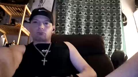 fresh10ne7 online show from April 9, 9:15 am