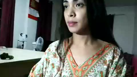 Snapshot of freva_khalifa09 chatting on October 24, 12:28 pm Freva online show from October 24, 12:28 pm