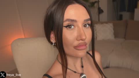 Snapshot of freya_ chatting on October 11, 7:06 pm Freya online show from October 11, 7:06 pm