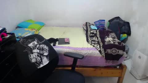 freyaa_sorceress online show from March 11, 5:13 am