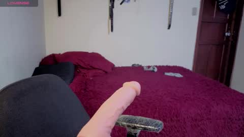 freyaa_sorceress online show from November 25, 5:39 am