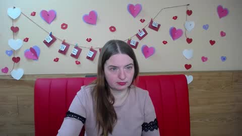 Snapshot of freyadak chatting on February 21, 7:21 pm FreyaDak online show from February 21, 7:21 pm