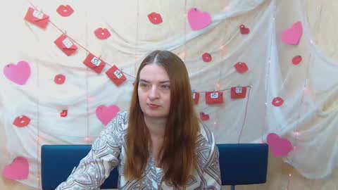 Snapshot of freyadak chatting on February 2, 9:07 am FreyaDak online show from February 2, 9:07 am