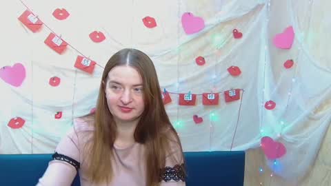 Snapshot of freyadak chatting on February 17, 9:10 pm FreyaDak online show from February 17, 9:10 pm