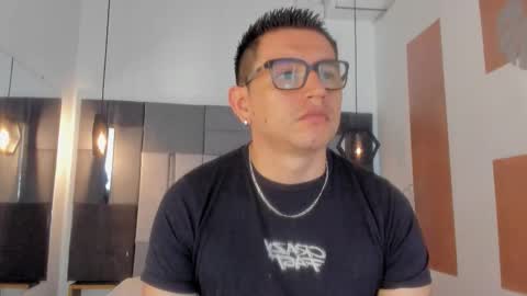  ALIS AND ALEX  online show from November 19, 12:59 pm