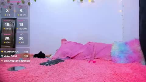 Freyja Rouse online show from November 14, 1:30 am