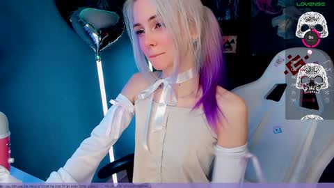 Frida A boost to fortune for the one who gives a thumbs up and a bonus lucky for those who support me by joining the fanclub online show from January 24, 2:30 pm