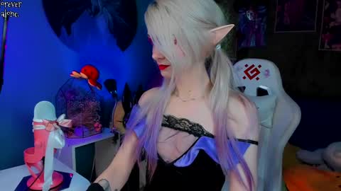 Frida A boost to fortune for the one who gives a thumbs up and a bonus lucky for those who support me by joining the fanclub online show from March 12, 1:30 pm