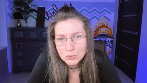 Frida Tander online show from March 8, 4:06 pm