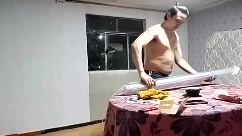 Frizzy girl online show from December 12, 2:37 am