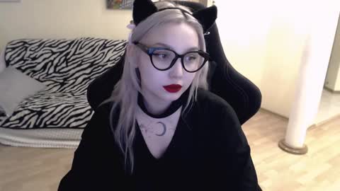 Lilith online show from December 5, 10:17 am