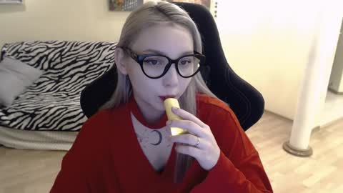 Lilith online show from December 6, 5:36 am