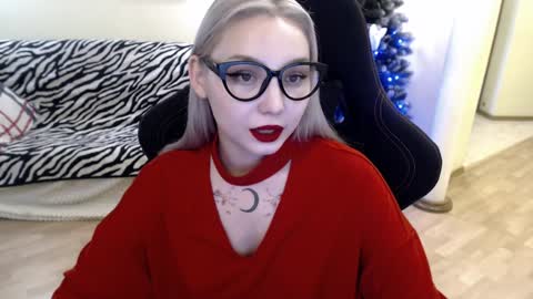 Lilith online show from December 25, 10:28 am