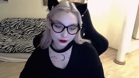 Lilith online show from December 5, 5:54 am