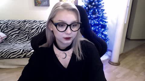 Lilith online show from December 23, 5:28 am