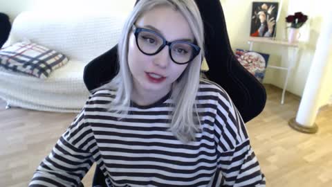 Lilith online show from February 6, 10:47 am