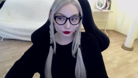 Lilith online show from March 5, 8:21 am