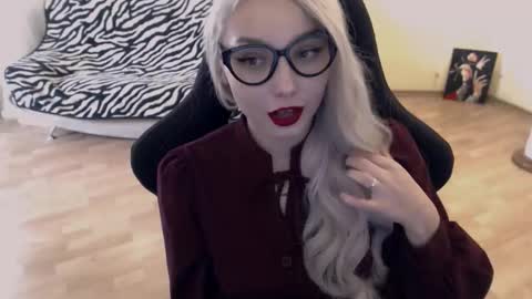 Lilith online show from September 16, 11:45 am