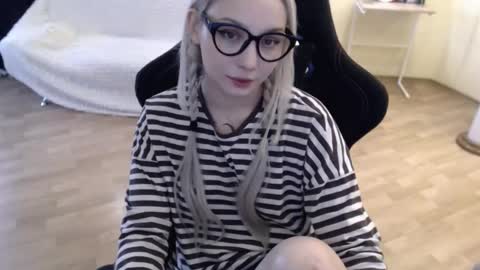 Lilith online show from February 27, 7:19 am