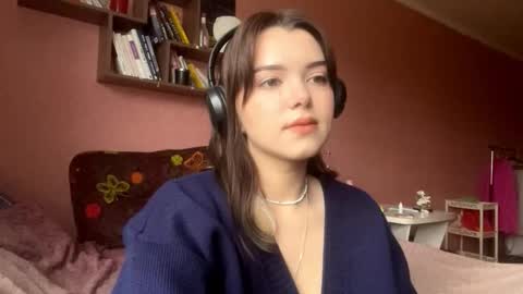 Emily online show from September 28, 7:17 am