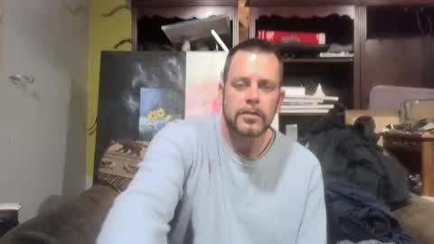 frostydhoman1221 online show from January 12, 8:46 am