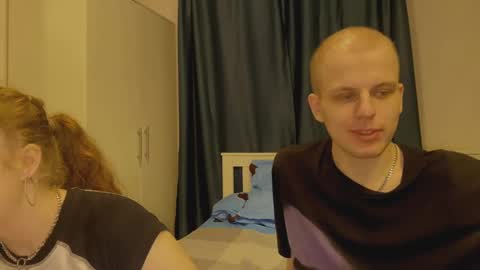 Snapshot of frupi_land chatting on December 28, 7:54 pm OPEN PVTJulia and Wayne online show from December 28, 7:54 pm