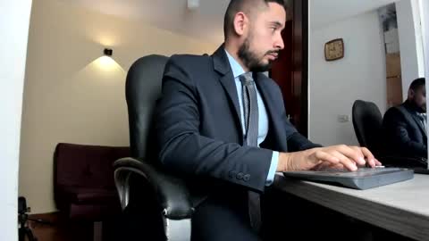 SERGIO THE SEX LAWYER online show from May 13, 3:49 am