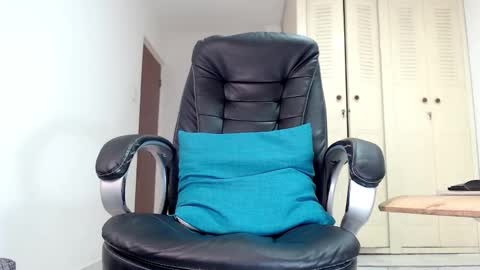 Andres. online show from November 22, 8:46 am