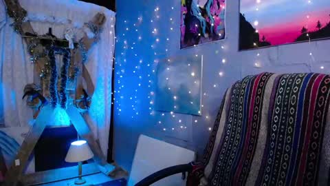 Princess Nellie  Captain Simon online show from January 6, 8:50 pm