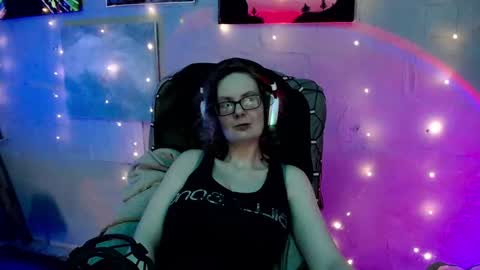 Princess Nellie  Captain Simon online show from February 3, 12:03 pm