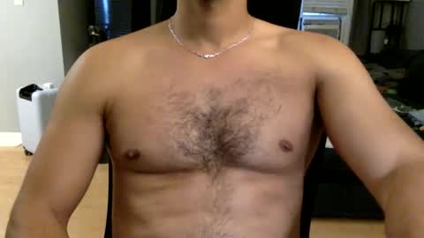 Max online show from October 30, 7:47 pm