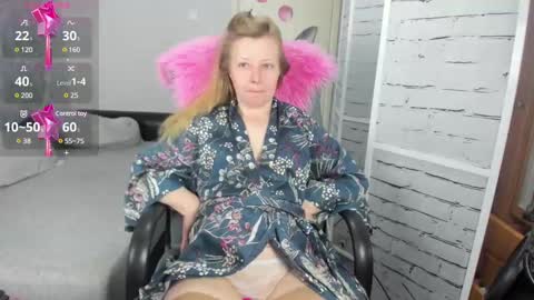 funny_bunny4 online show from February 22, 7:58 pm