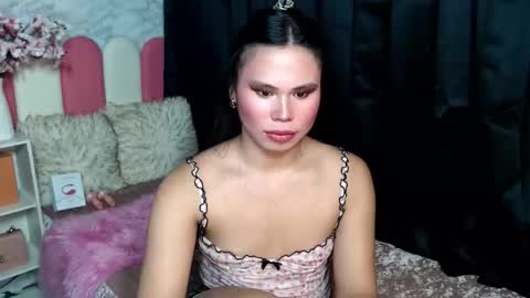 Snapshot of fuschiafucker chatting on October 16, 10:59 am fuschiafucker online show from October 16, 10:59 am