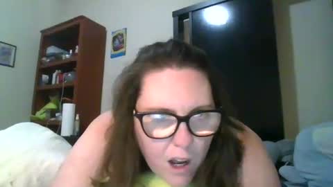 fuzzypeaches87 online show from January 18, 12:52 am