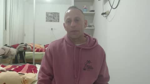 g103031910303 online show from February 21, 9:40 pm