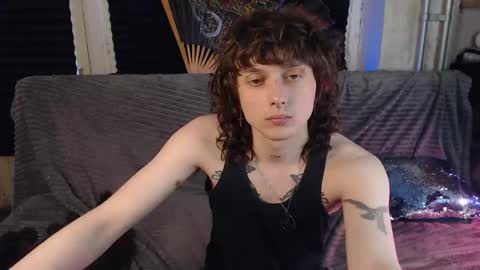 Ian online show from May 27, 1:57 am