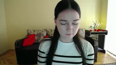 Jaklin online show from May 11, 8:32 am