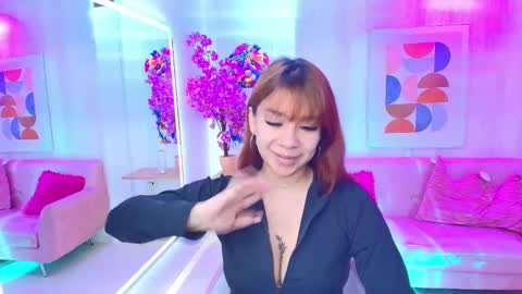 Snapshot of gabby_evanns chatting on October 6, 12:12 pm gabby_evanns online show from October 6, 12:12 pm