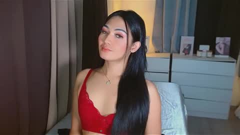 gabriela_deluxe online show from February 10, 3:15 pm