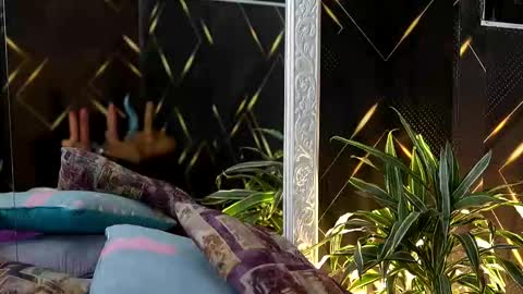 Gabriela salgado online show from January 10, 11:04 am