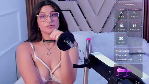 Snapshot of gabrielakassi chatting on March 12, 9:55 am Gabriela Kassi online show from March 12, 9:55 am