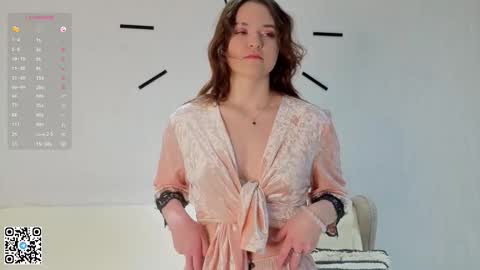 Stacy online show from February 4, 6:23 pm