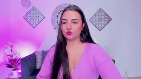 Snapshot of gabriella_evans_ chatting on October 14, 12:08 pm gabriella_evans_ online show from October 14, 12:08 pm