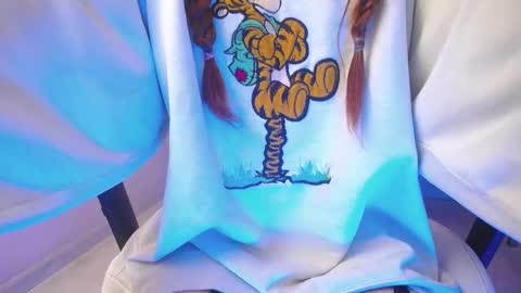 Snapshot of gaby_angel25 chatting on September 26, 6:05 pm .. .. online show from September 26, 6:05 pm
