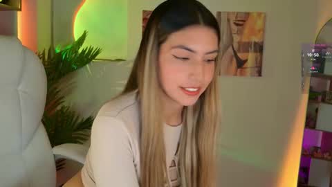 Snapshot of gaby_uwu chatting on September 29, 11:04 pm Gabby online show from September 29, 11:04 pm